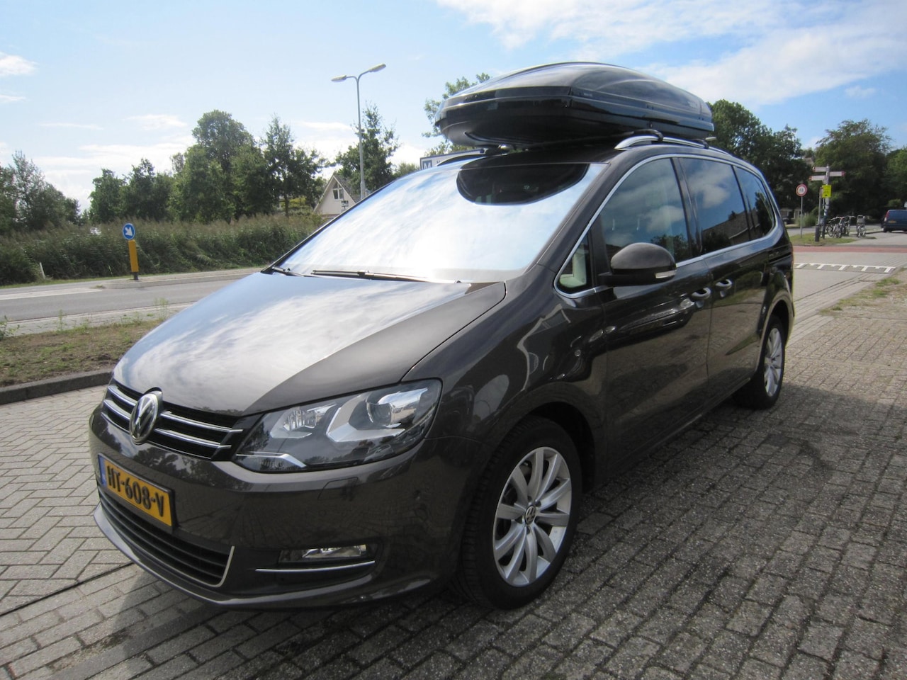Volkswagen Sharan - 1.4 TSI Highline 7p. 1.4 TSI Highline 7 pers Aut - AutoWereld.nl