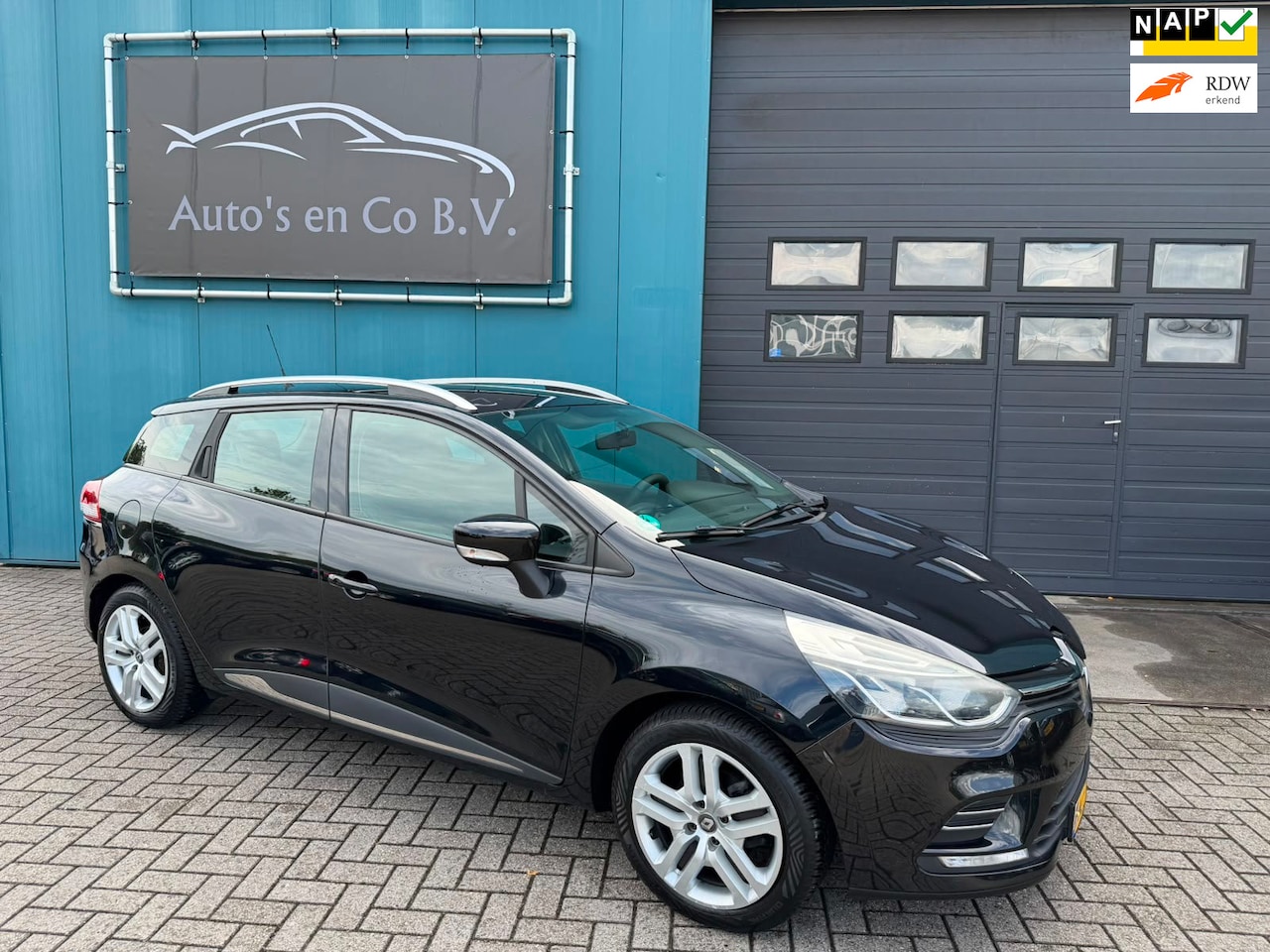 Renault Clio Estate - 0.9 TCe Zen Navigatie Airco Cruise Pdc LED Trekhaak NL Auto NAP Apk 09-2027 - AutoWereld.nl