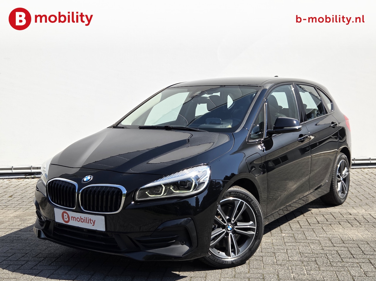 BMW 2-serie Active Tourer - 225xe PHEV Hybride High Executive Sportline SOH 90% Head-Up | Sportstoelen | Stoelverwarmi - AutoWereld.nl