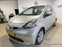 Toyota Aygo - 1.0-12V + AIRCO/APK