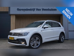 Volkswagen Tiguan - 2.0 TSI 180pk DSG 4Motion 2x R-Line & Highline Pano.Dak Exclusive-Leder Trekhaak 19inch LM