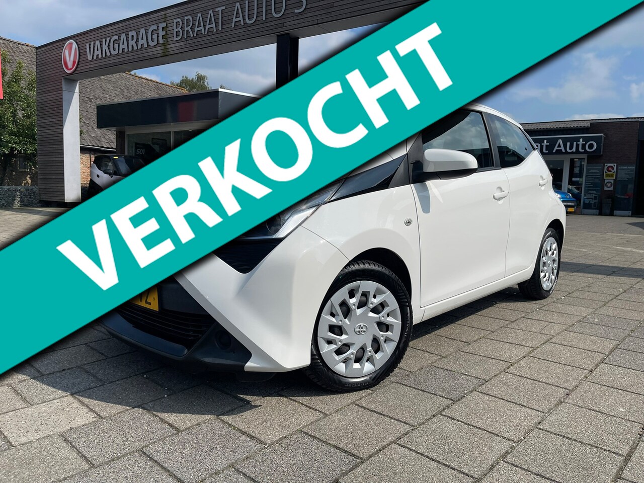 Toyota Aygo - 1.0 l BTW l CARPLAY l CAMERA l CRUISE l ALL-IN PRIJS! - AutoWereld.nl