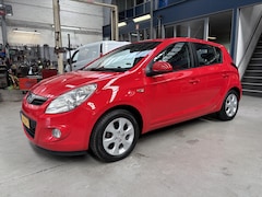 Hyundai i20 - 1.4I Dynamic Airco | Afn. Trekhaak | Lm velgen | 1e eigenaar | NAP | Rijklaar prijs
