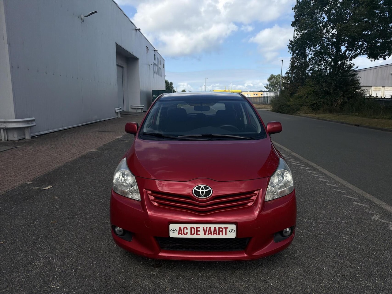 Toyota Verso - 1.8 VVT-i Business - NAVI/PANODAK/CAMERA/NAP - AutoWereld.nl