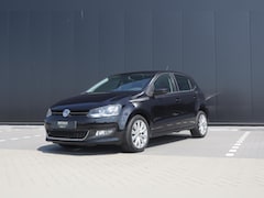 Volkswagen Polo - 1.2 TSI Highline, AUTOMAAT, NL AUTO, CARPLAY