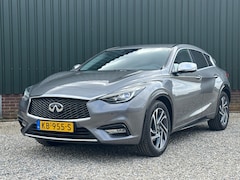 Infiniti Q30 - 1.6t Premium Automaat/Zeer compleet