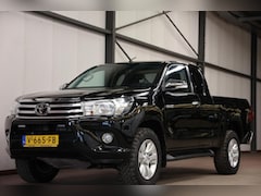 Toyota HiLux - 2.4 D-4D-F Xtra Cab 4X4 MET 3500KG TREKVERMOGEN