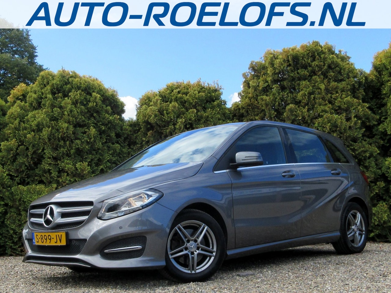 Mercedes-Benz B-klasse - 180 * Trekhaak * Navigatie * Camera * - AutoWereld.nl