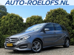 Mercedes-Benz B-klasse - 180 * Trekhaak * Navigatie * Camera