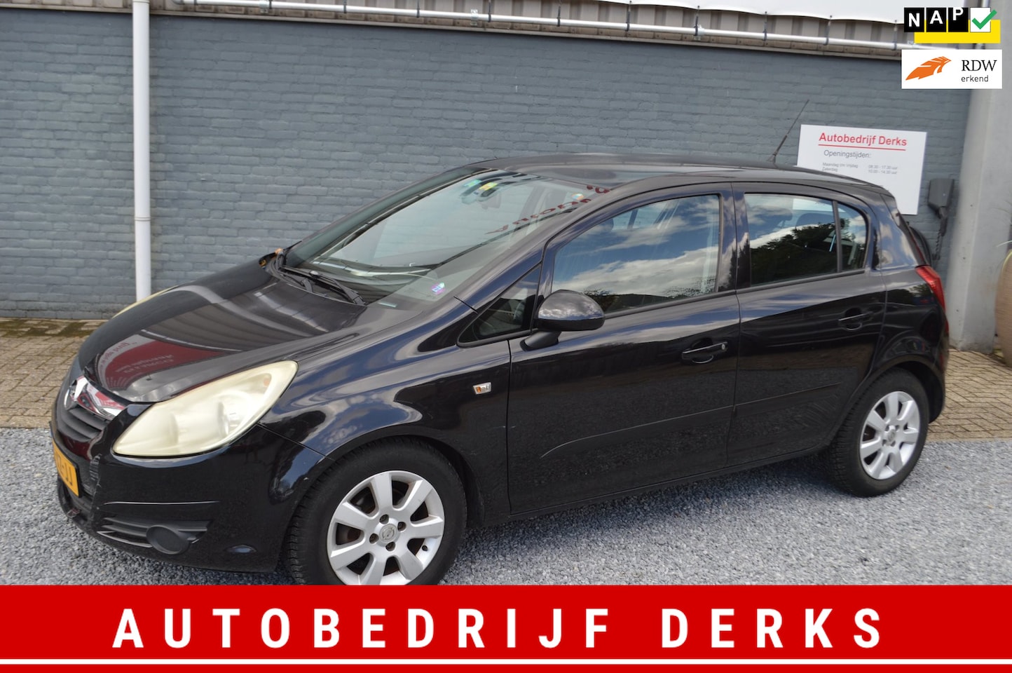 Opel Corsa - 1.2-16V Business Airco | 5Drs | Stuurbekrachtiging | Jaar APK - AutoWereld.nl