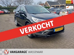 Honda CR-V - 2.0 4WD Executive automaat trekhaak winterbanden set