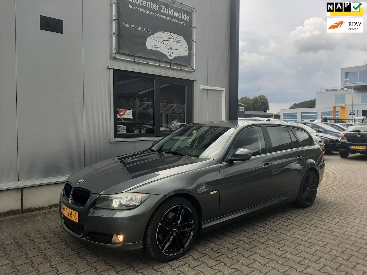 BMW 3-serie Touring - 318i Corporate Lease Business Line navi xenon clima - AutoWereld.nl