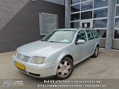 Volkswagen Bora - 1.9 TDI Highline 4Motion | 4WD| Export | Panoramadak | Trekhaak | Cruise | Stoelverwarming