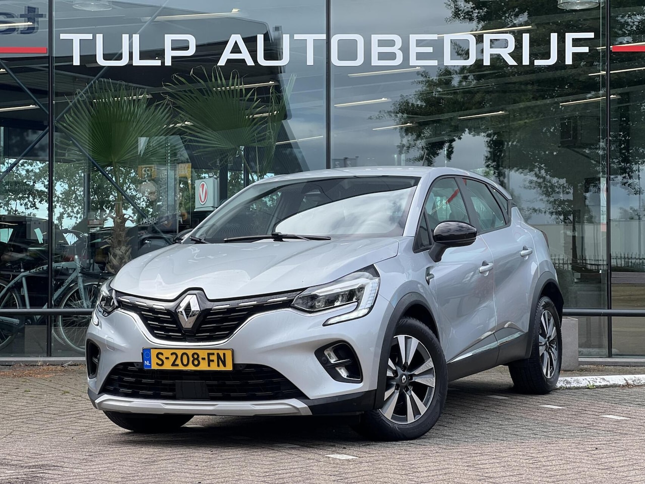 Renault Captur - 1.3 TCe 130 Intens Automaat AllSeason Stoelverw - AutoWereld.nl