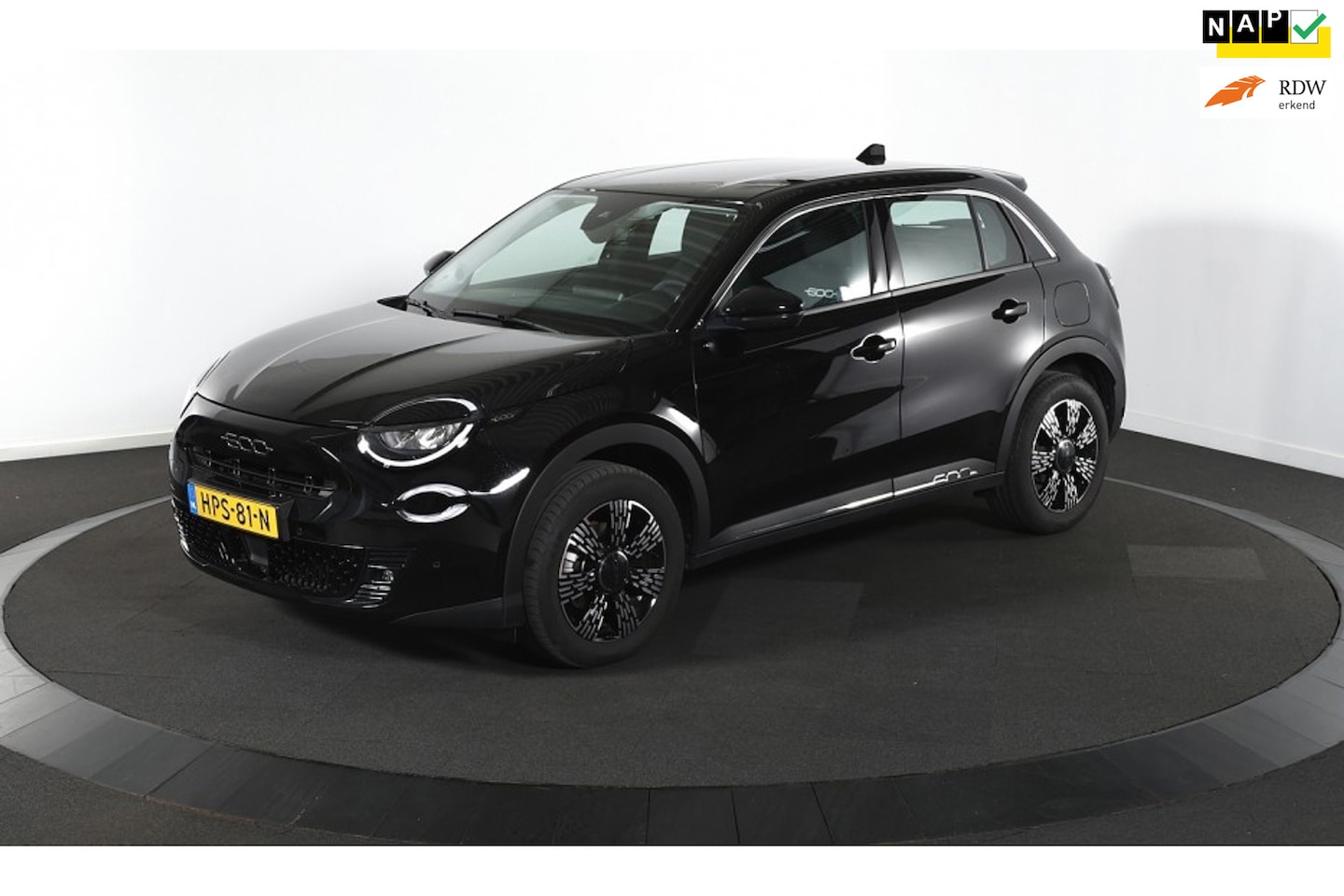 Fiat 600 - 1.2 Hybrid Urban FULL OPTIONS!! - AutoWereld.nl