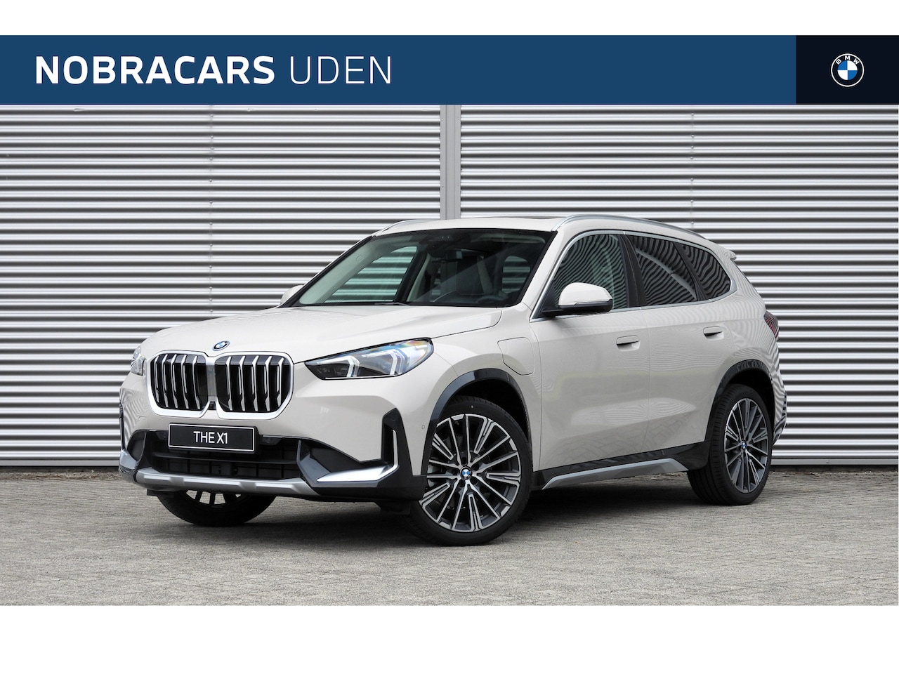BMW X1 - xDrive25e xLine Automaat / Panoramadak / Sportstoelen / Adaptieve LED / Comfort Access / H - AutoWereld.nl