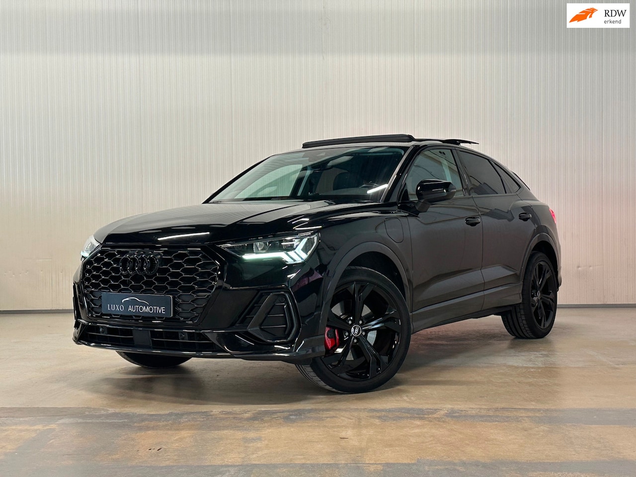 Audi Q3 Sportback - 45 TFSI e S Edition | PANO | KEYLESS | BLACK OPTIC - AutoWereld.nl