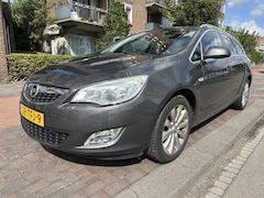 Opel Astra Sports Tourer - 1.4 Turbo Cosmo navigatie airco/ecc apk