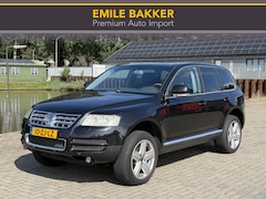 Volkswagen Touareg - 4.2 V8