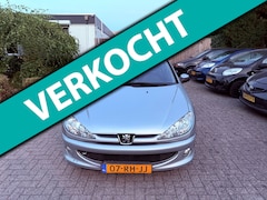 Peugeot 206 - 1.4-16V Quiksilver