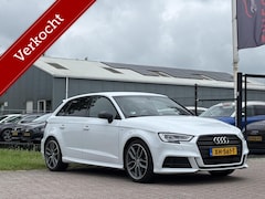 Audi A3 Sportback - 35 TFSI CoD Sport S Line Edition apple carplay
