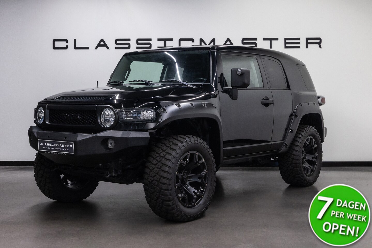 Toyota FJ Cruiser - VVT-i V6 Btw auto, Fiscale waarde € 8.000,- (€ 40.454,55 Ex B.T.W) DEALER AUTO Dealer auto - AutoWereld.nl