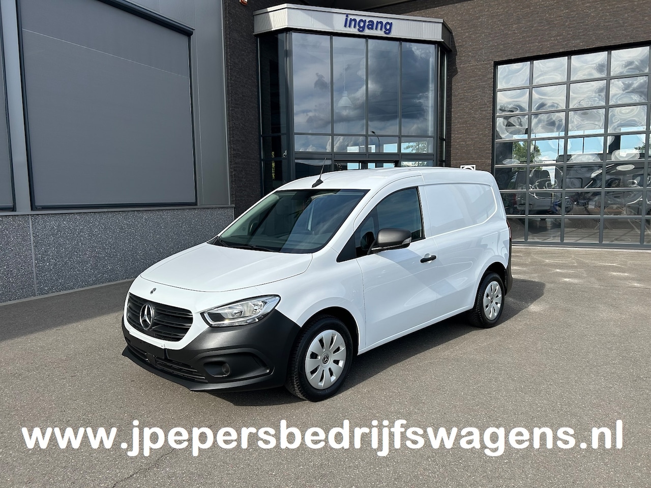 Mercedes-Benz Citan - 110 CDI L1 MBUX / Carplay navigatie / Cruise control / Parkeersensoren / Airco - AutoWereld.nl