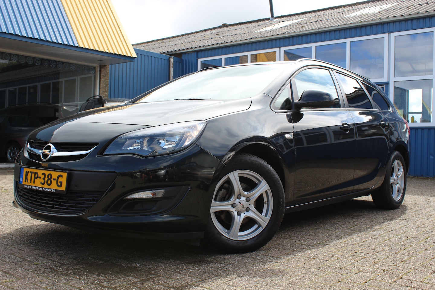 Opel Astra Sports Tourer - 1.4i Turbo 140 Pk "Style" Clima - Cruise !!! - AutoWereld.nl
