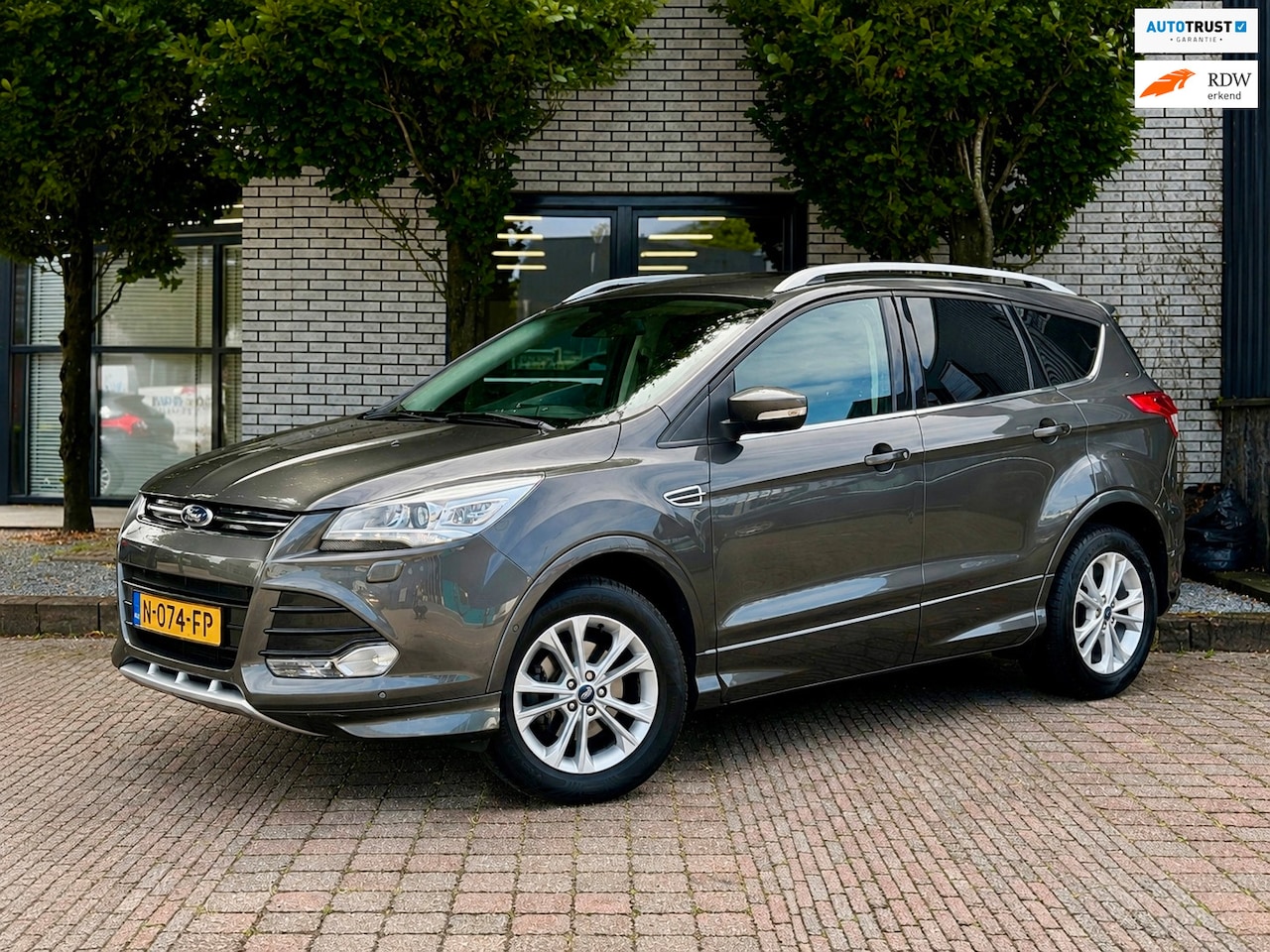 Ford Kuga - 1.5 Titanium Plus Navi|PDC V/A|ClimateControl|Compleet pakket|Nieuwe APK Bij aflevering - AutoWereld.nl