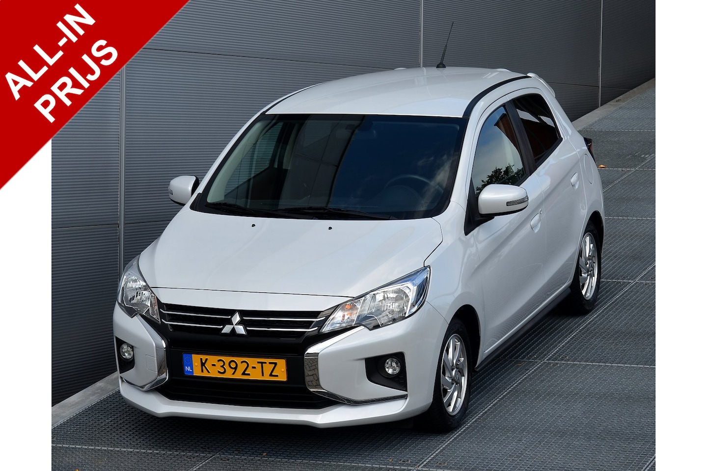 Mitsubishi Space Star - 1.2 CVT NOVA CLEARTEC | HOGE ZIT | AUTOMAAT | NAVIGATIE | CRUISE | ALL SEASON BANDEN | KEY - AutoWereld.nl