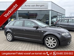 Audi A3 Sportback - 2.0 FSI S-LINE, climatronic, cruisecontrol, half leder/stoffen bekleding, vorige eigenaar