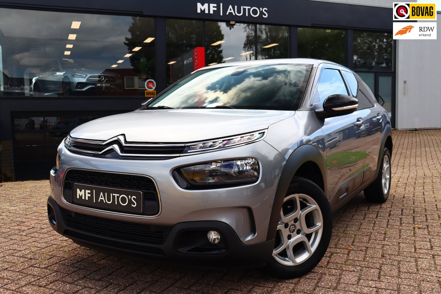 Citroën C4 Cactus - 1.6 BlueHDi Business|Navi|Camera|Cruise|DAB|NL Auto - NAP - AutoWereld.nl