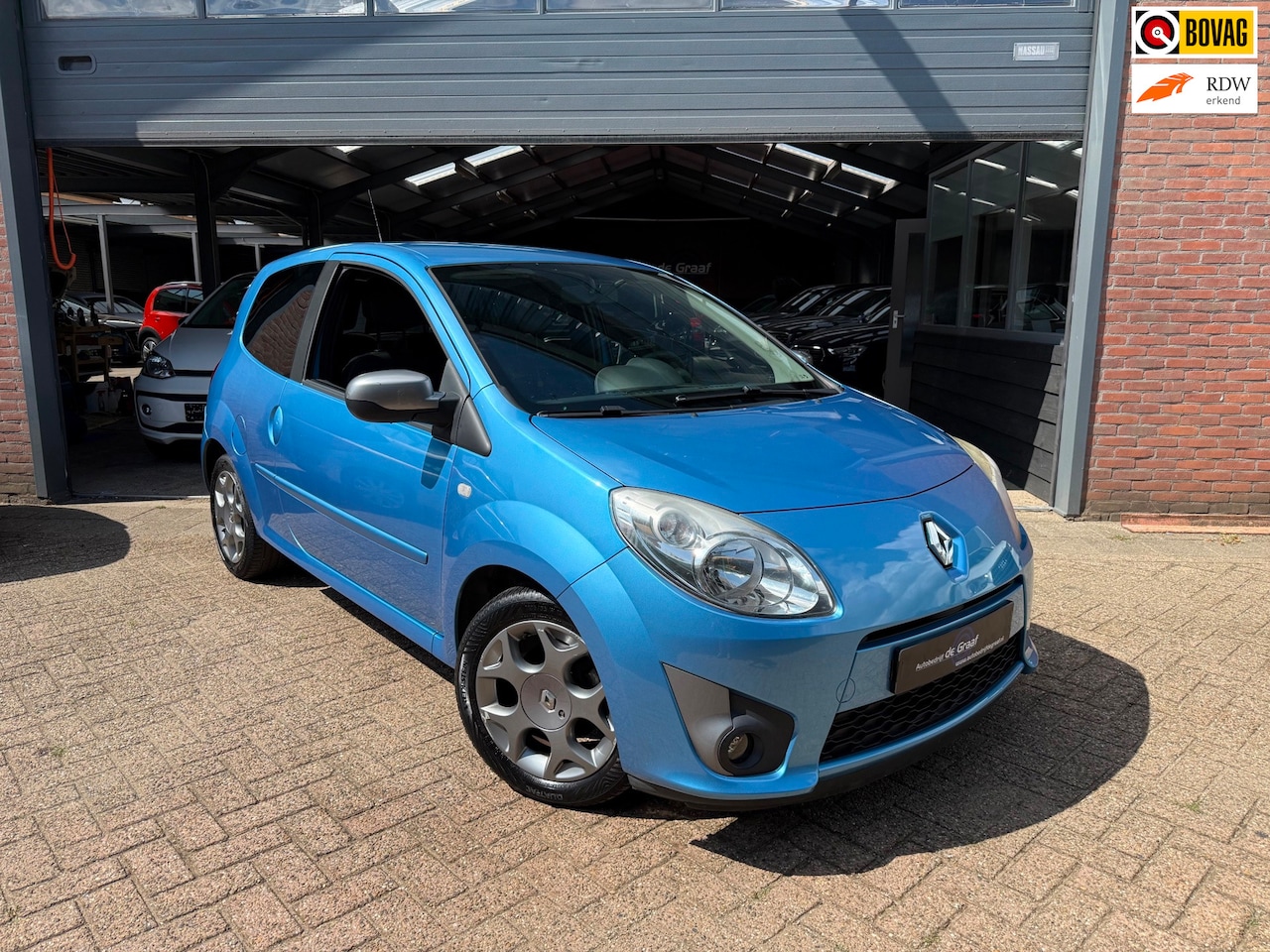 Renault Twingo - 1.2-16V Night & Day | CRUISE/AIRCO/NW-DBRIEM/4 Seizoenenband - AutoWereld.nl