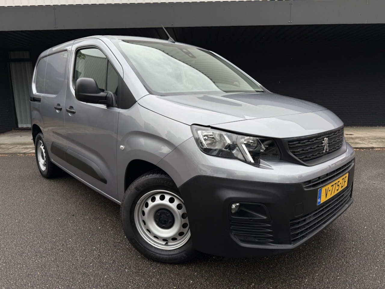 Peugeot Partner - 1.6 BlueHDI Grip - Zeer verzorgde bus - - AutoWereld.nl
