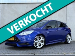 Ford Focus - 2.0 EcoBoost ST-2, KW set, Michelin, 250PK