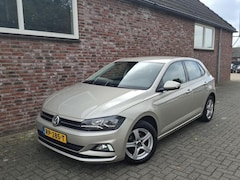 Volkswagen Polo - 1.0 TSI Comfortline Business