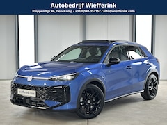Volkswagen T-Roc - 1.5 eTsi R-Line First Edition | Trekhaak | Pano | Black-style | Licht-pakket (IQ.Light)