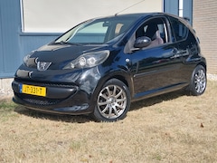 Peugeot 107 - 1.0-12V XR Sport
