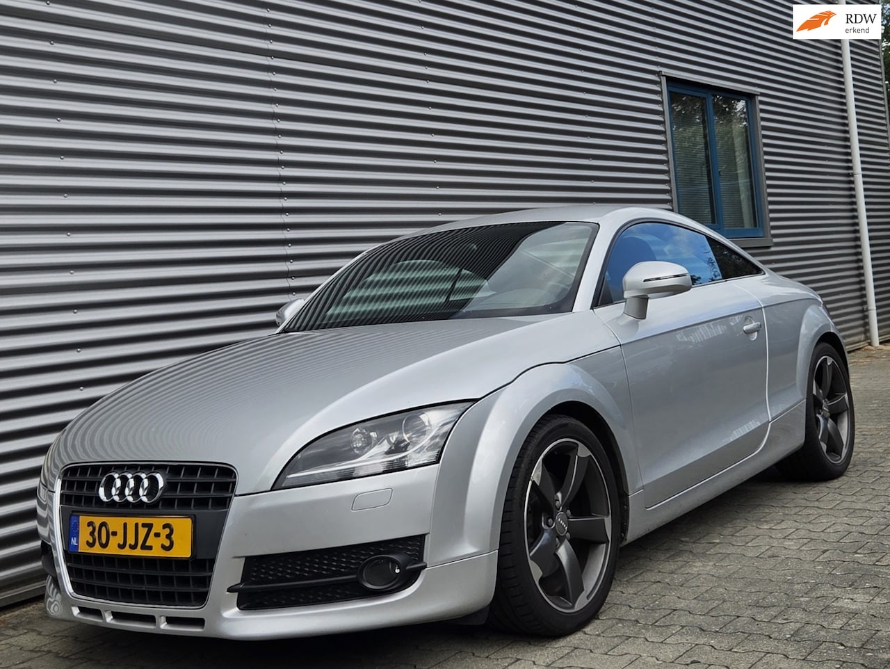 Audi TT - 2.0 TFSI 200Pk AUT Silbersee/ Lichtsilber Metallic 18 INCH LMV/ S-LINE pakket!! - AutoWereld.nl