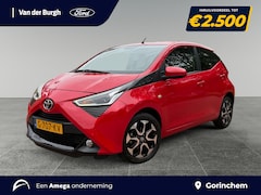 Toyota Aygo - 1.0 VVT-i x-joy Automaat | Climate Controle | achteruitrijcamera | Multimedia systeem | LM