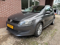 Volkswagen Polo - 1.4-16V Highline