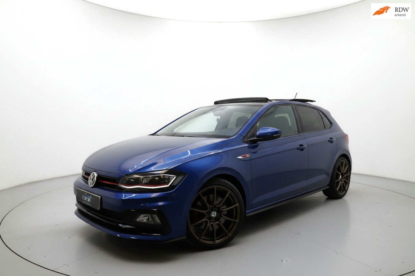 Volkswagen Polo - 2.0 TSI GTI PANO VIRTUAL CAMERA ACC CARPLAY - AutoWereld.nl