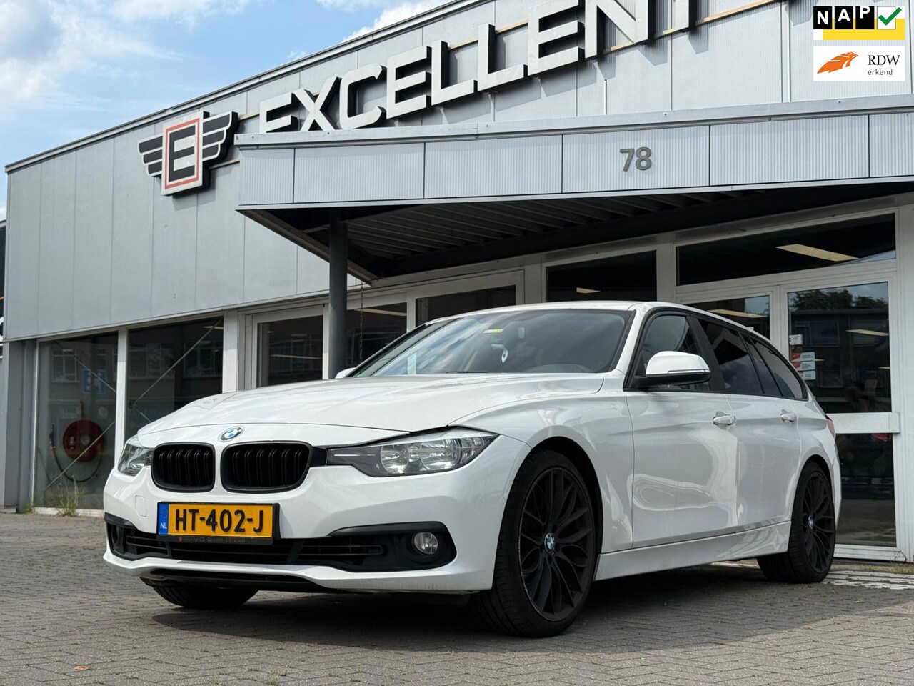 BMW 3-serie Touring - 320d EDE Corporate Lease Essential 320d EDE Corporate Lease Essential - AutoWereld.nl