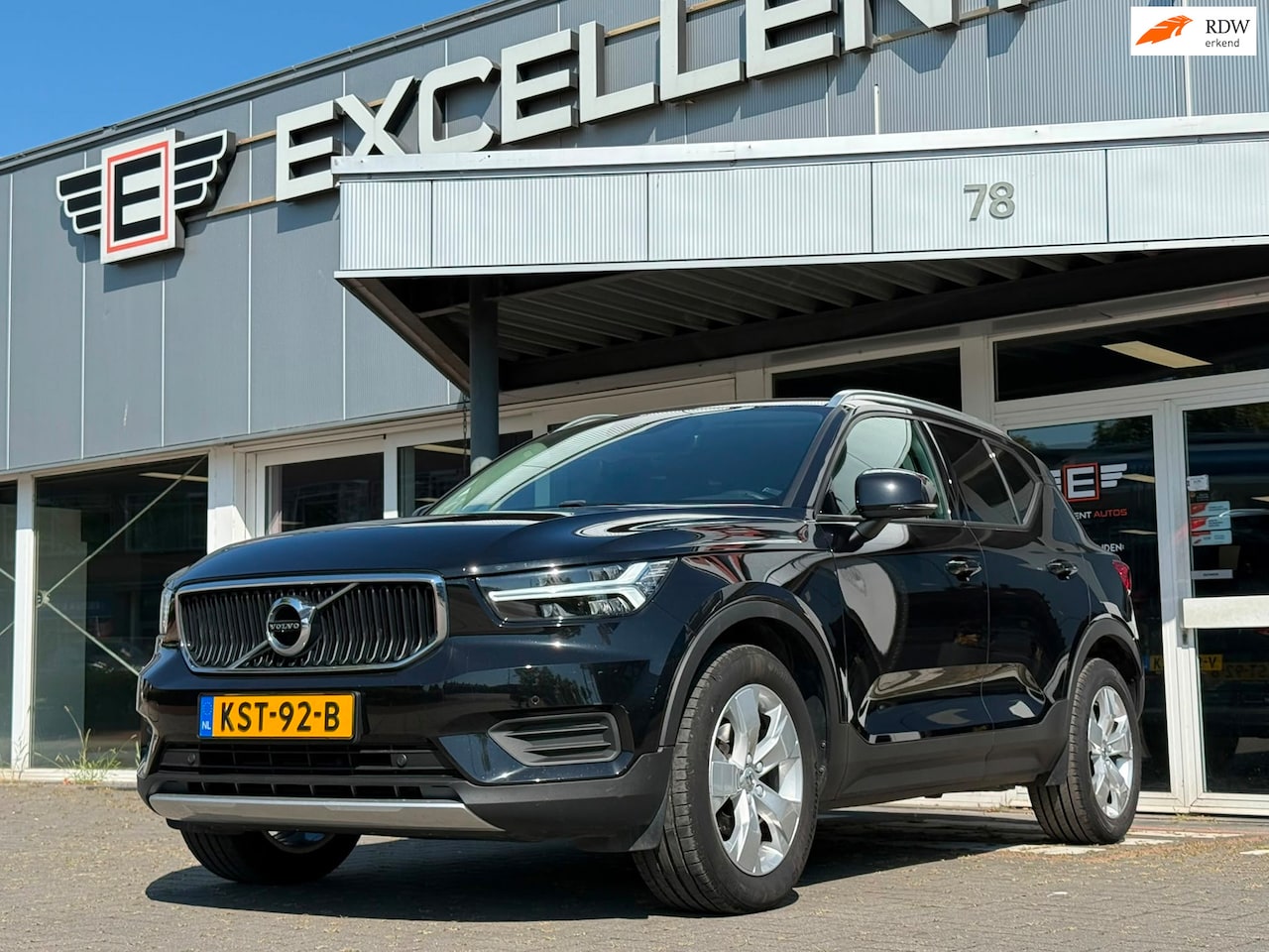 Volvo XC40 - 1.5 T2 Momentum Business|Camera|Keyless - AutoWereld.nl