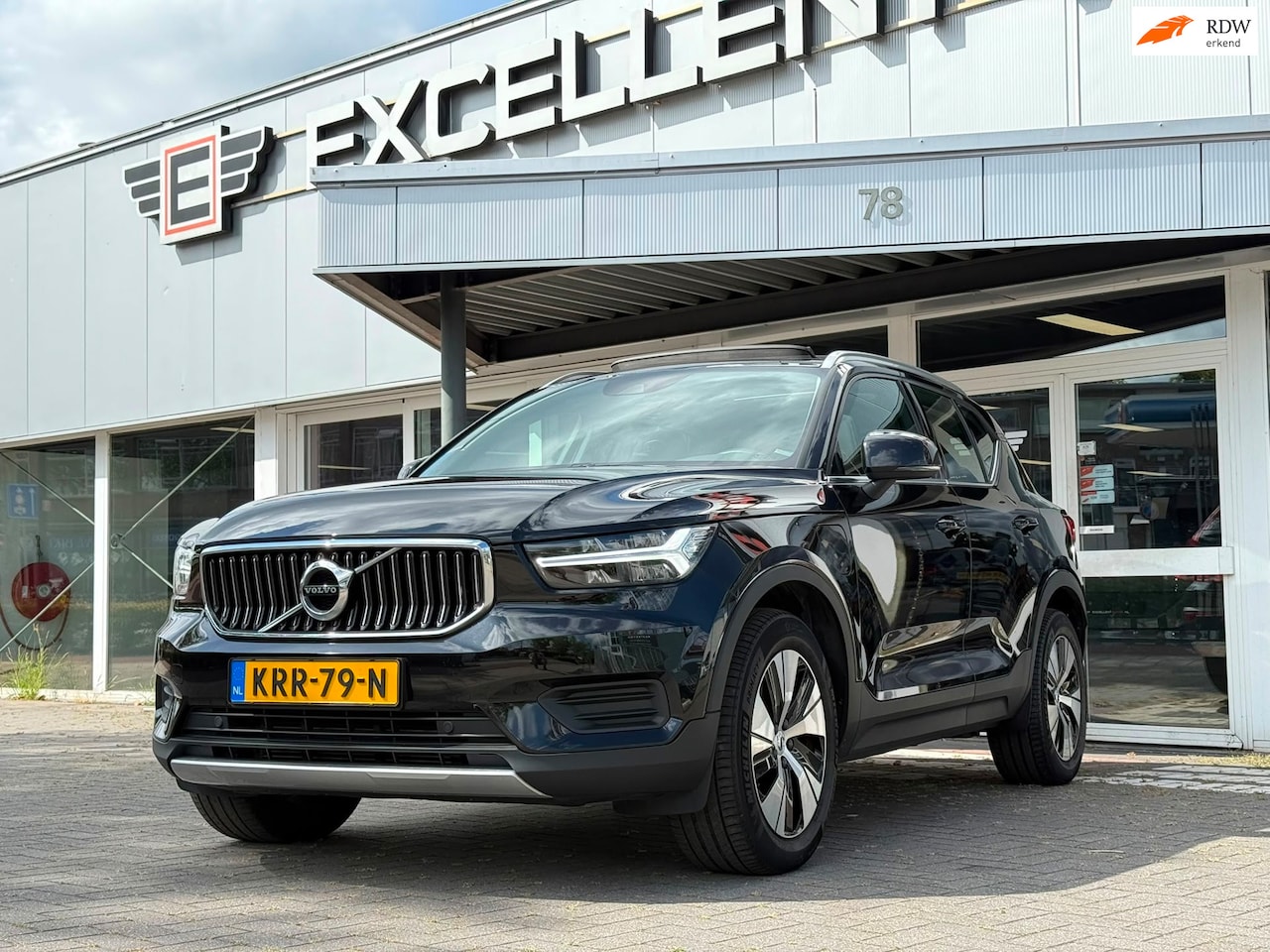 Volvo XC40 - 1.5 T4 Recharge Inscription Expression | Panoramadak - AutoWereld.nl