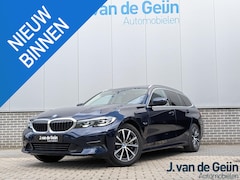 BMW 3-serie Touring - 330e eDrive Edition | Panorama | Trekhaak | Sportst | 1e Eig | Parking Pack | 100% Dealero