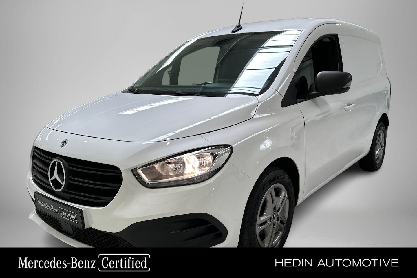Mercedes-Benz Citan - 110 Diesel L1 Automaat Pro | Airco | Cruise Control | Camera | Licht en Regensensor - AutoWereld.nl