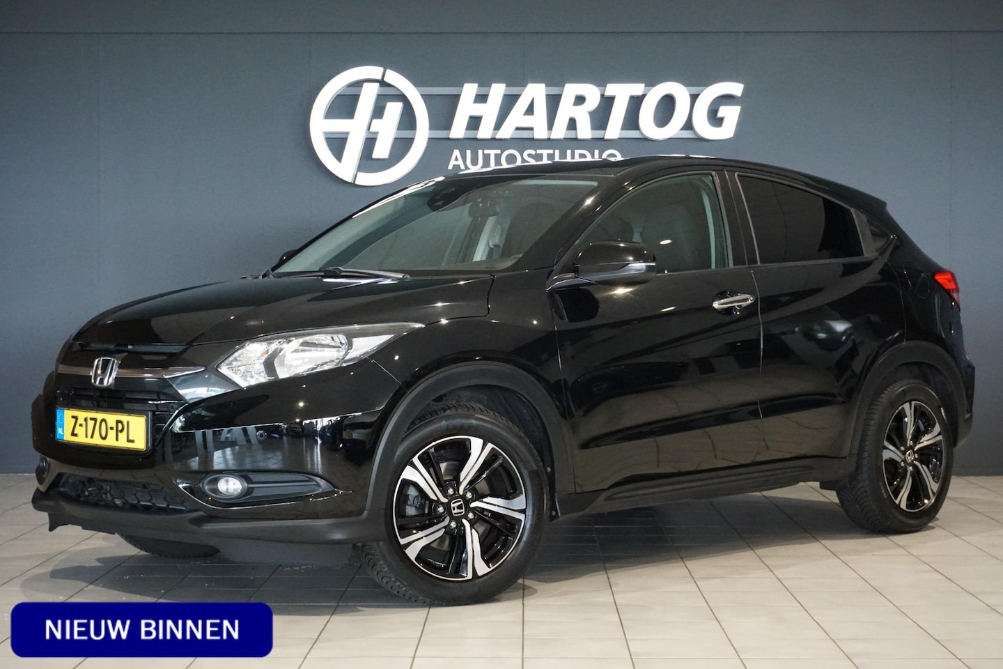 Honda HR-V - 1.5 i-VTEC Executive + NAVI / DAB / SENSOREN / STOELVERWARMING - AutoWereld.nl
