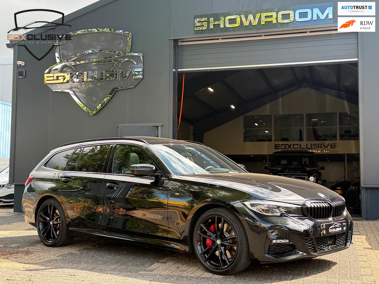 BMW 3-serie Touring - 330e High Executive M Pakket/Pano/Laser/HUD - AutoWereld.nl