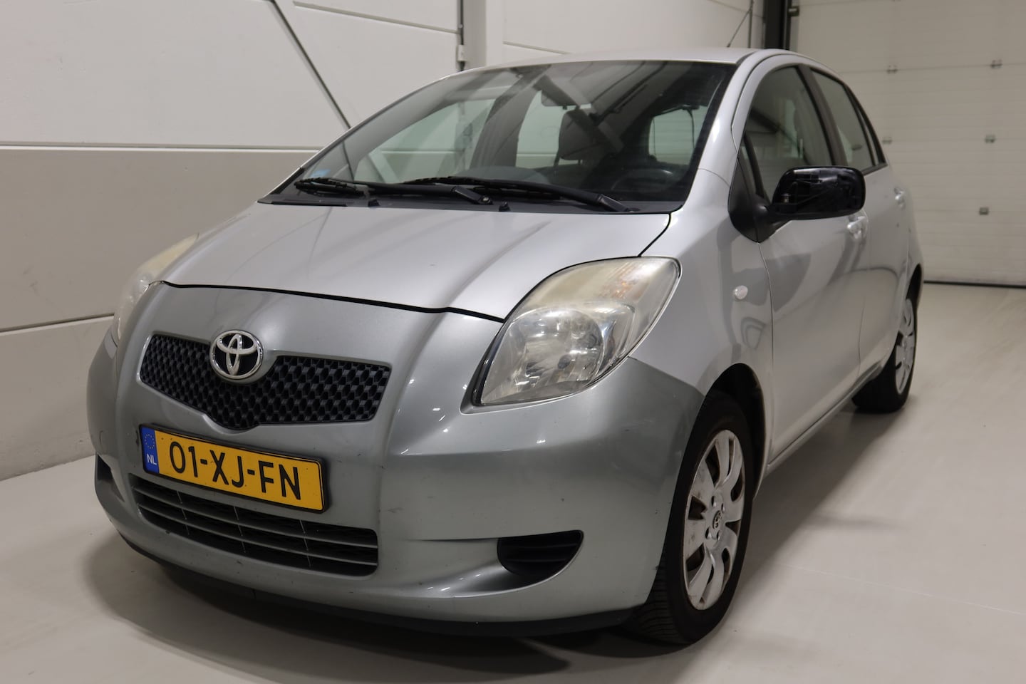 Toyota Yaris - 1.3 VVTi Sol I 5DRS I Airco I Lage km stand I - AutoWereld.nl